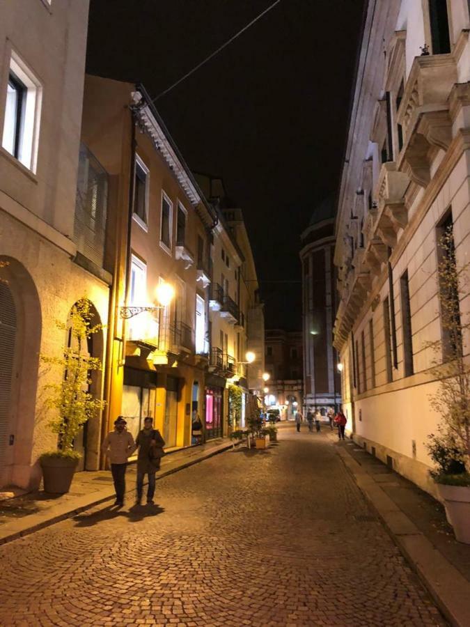 Le Terrazze Διαμέρισμα Βιτσέντζα Εξωτερικό φωτογραφία